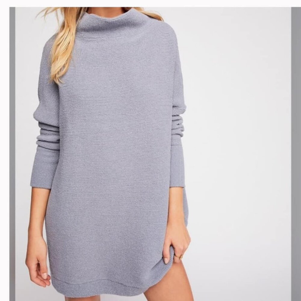 Free People Women's Slouchy Oversized Stretch Tunic Sweater.